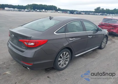 2015 Hyundai Sonata Sport z USA, uszkodzony, nr VIN 5NPE34AF4FH132777